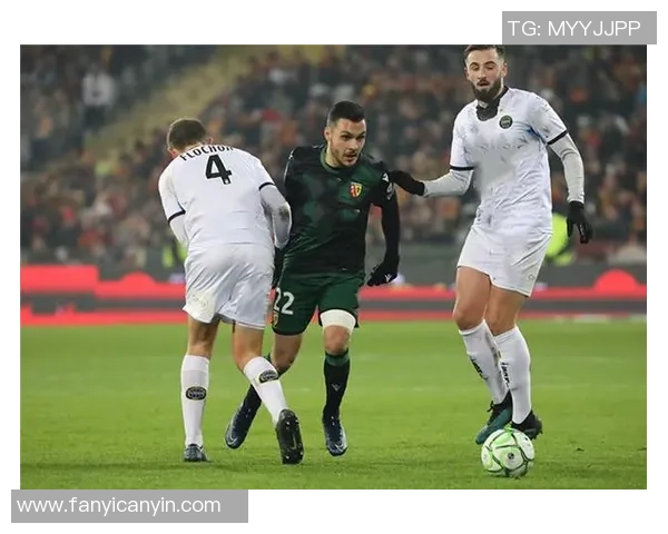 温布联赛对决莱顿东方挑战AC温布球队的实力与战术分析