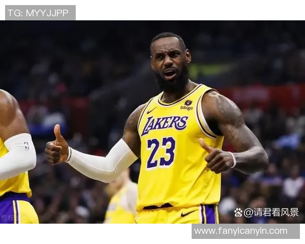 詹姆斯历史性成就达成成为首位4万分1万板1万助的传奇球员